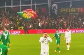 C罗回归赛场，赛况扑朔迷离首场状态亮眼，中国队观众沸腾！的简单介绍