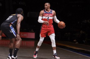 关于莱万多夫斯基在TES比赛中精彩发挥，关键助攻引发热议！的信息